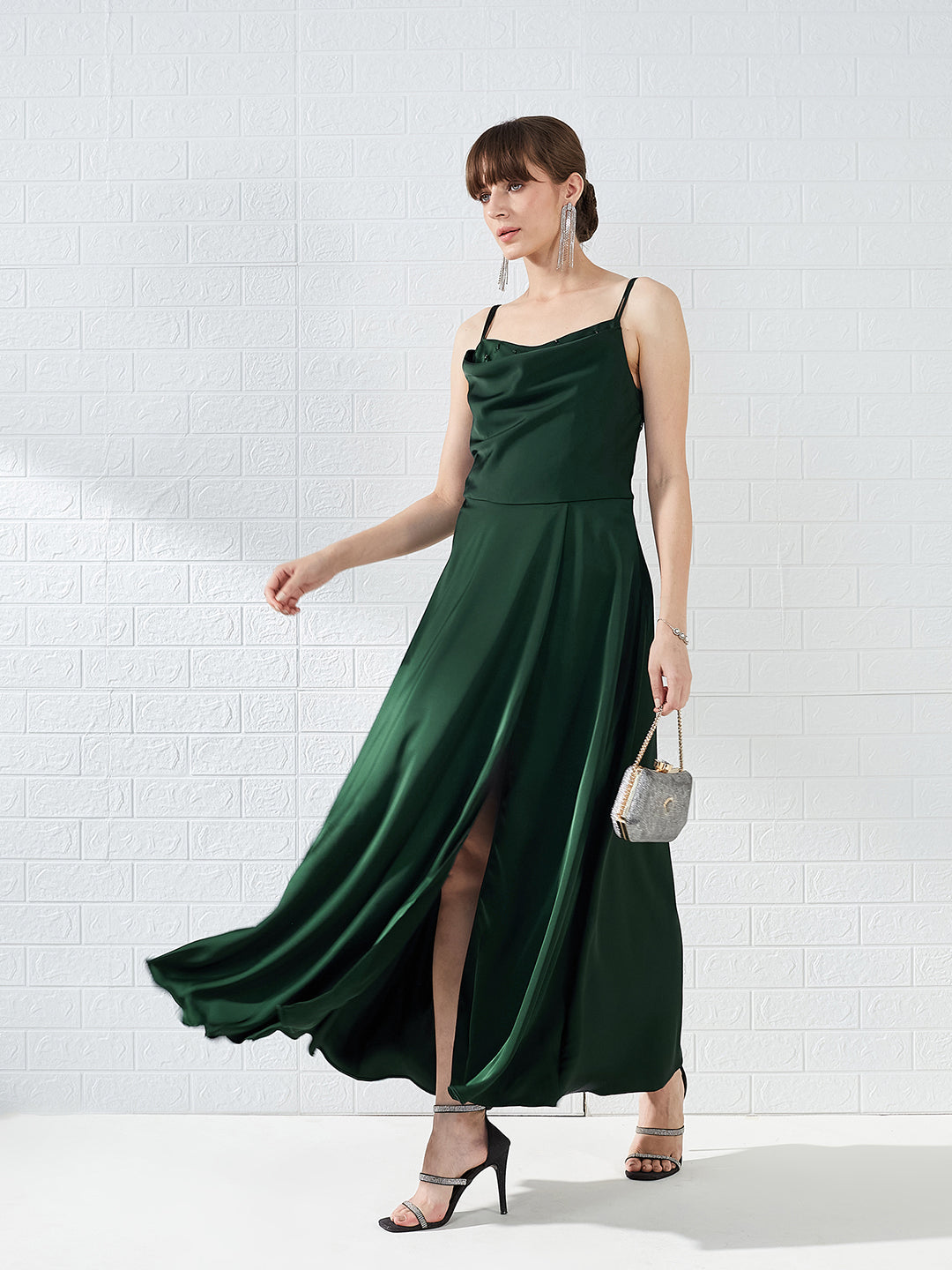Latin Quarters Women's Green Sleeveless Cowl Neck Solid Party Maxi Dre