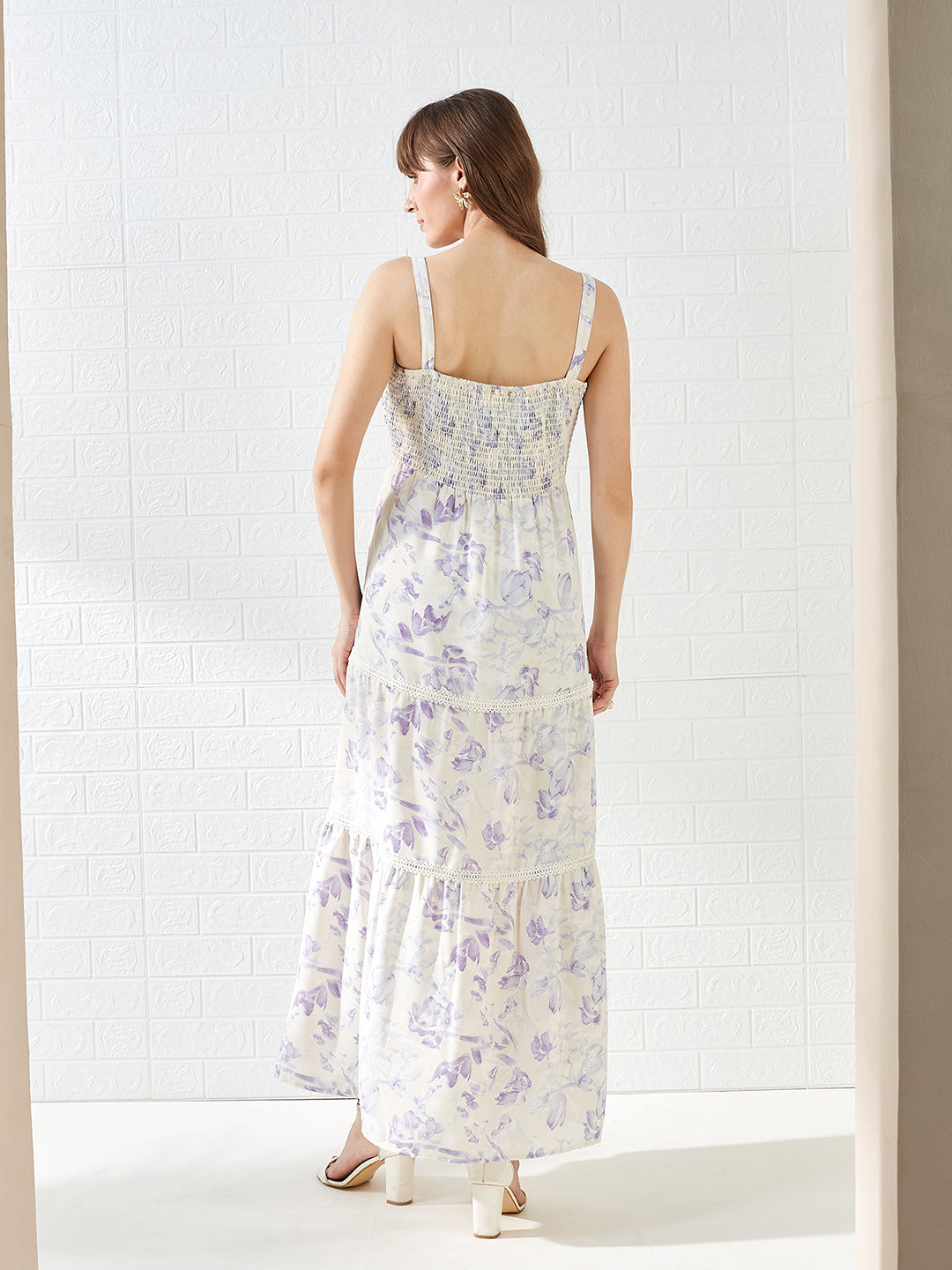 Latin Quarters Women's White Sleeveless Square Neck Printed Casual Maxi Dress