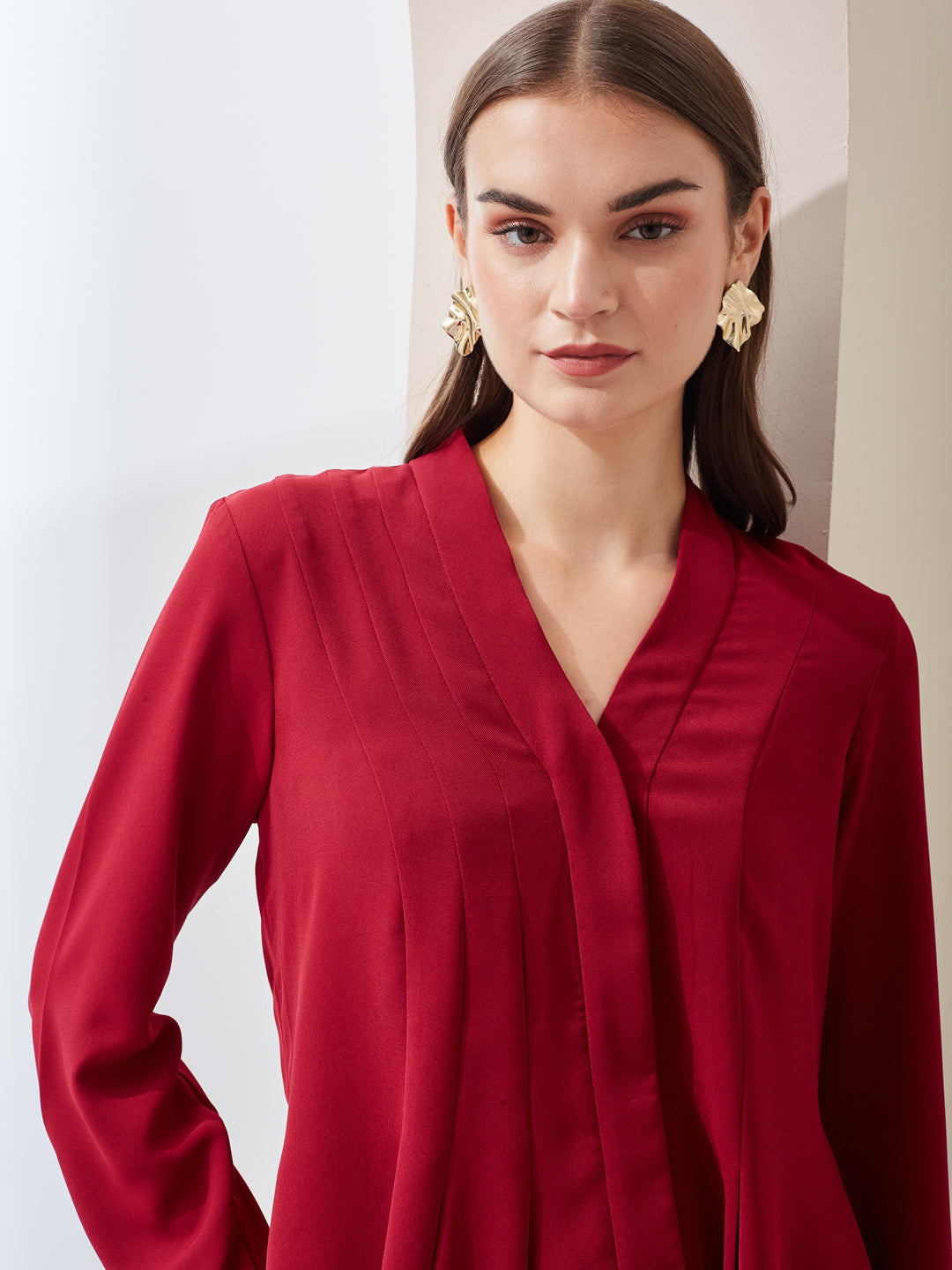 Latin Quarters Women Solid Red Full Sleeves V-neck High Rise Casual Co-ord Set