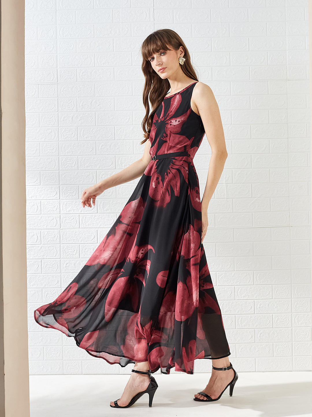 Latin Quarters Women's Wine Sleeveless Round Neck Printed Casual Maxi Dress