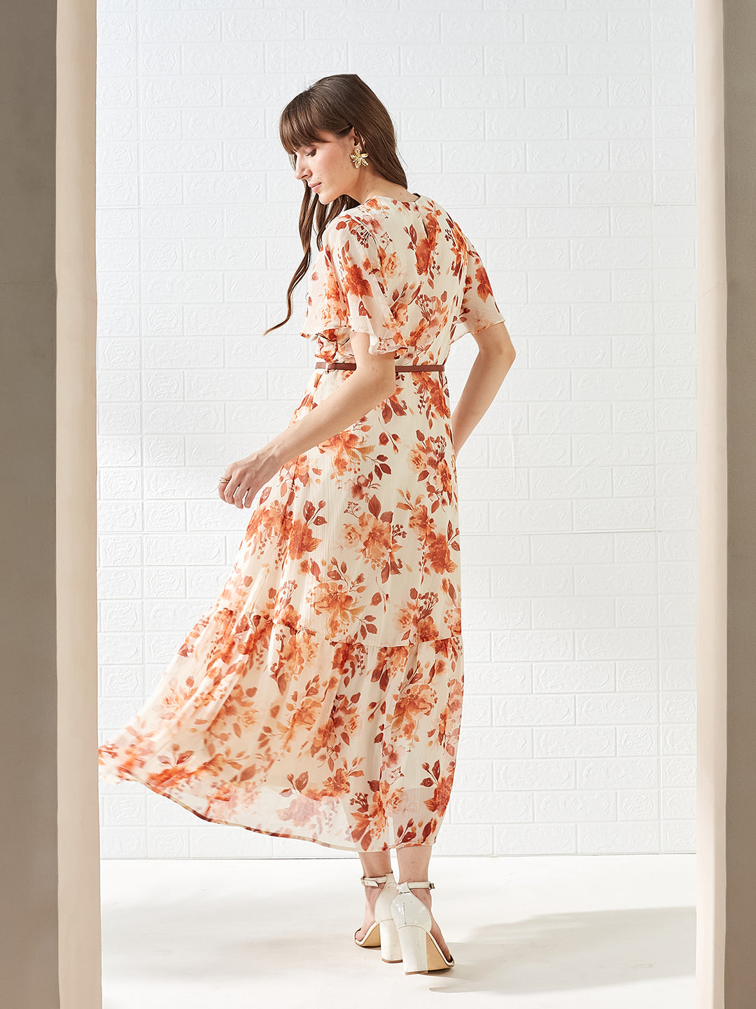Latin Quarters Women's Rust Short Sleeves V-Neck Printed Casual Maxi Dress