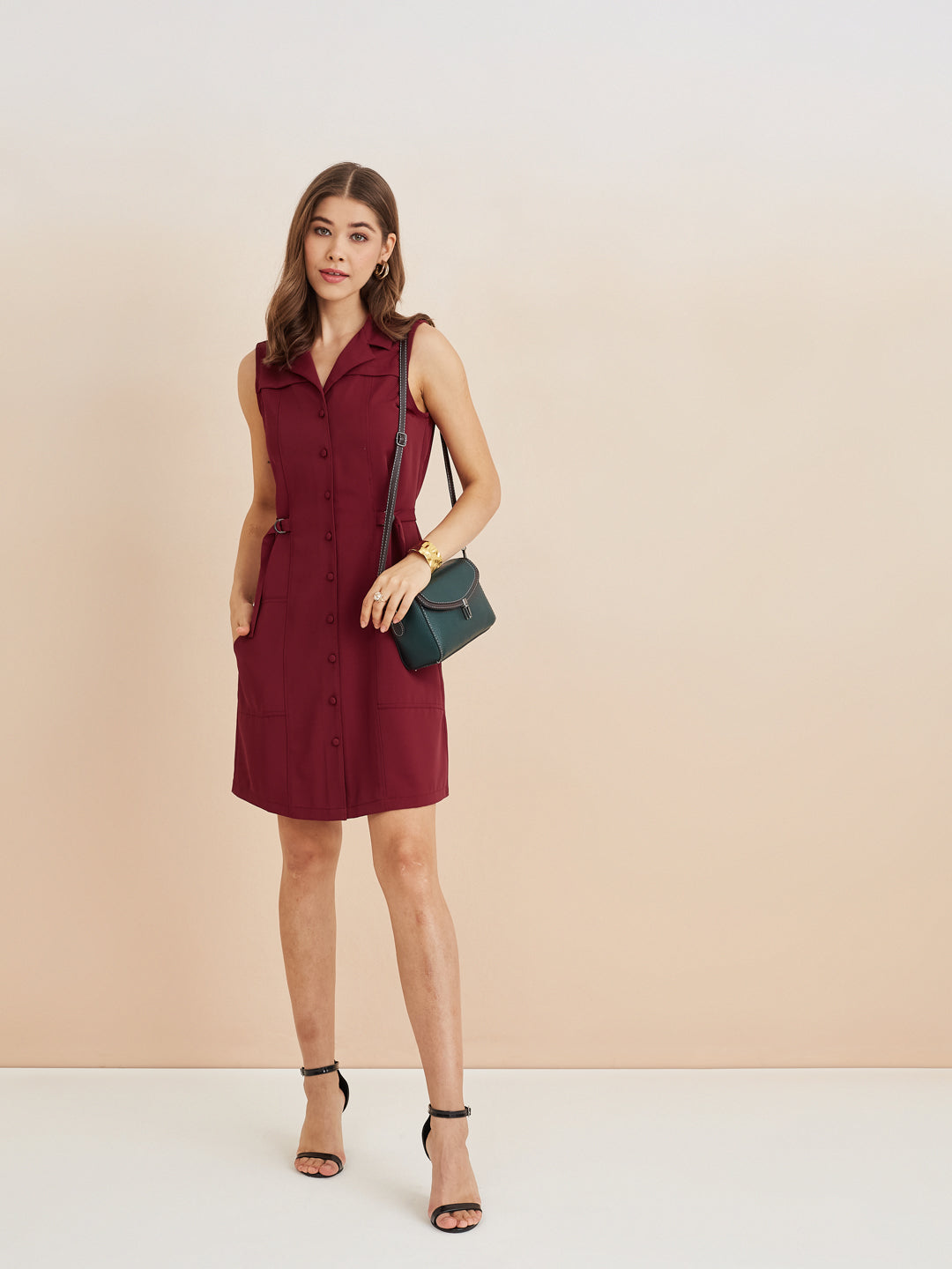 Latin Quarters Women'S Maroon Collar Neck Sleeveless Solid Casual Shirt Dress