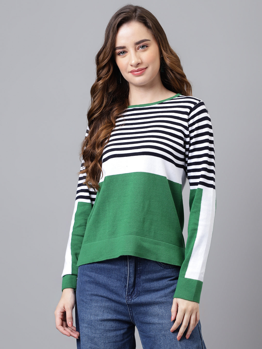 Green Full Sleeve Solid Pullover Women Sweater Top For Casual