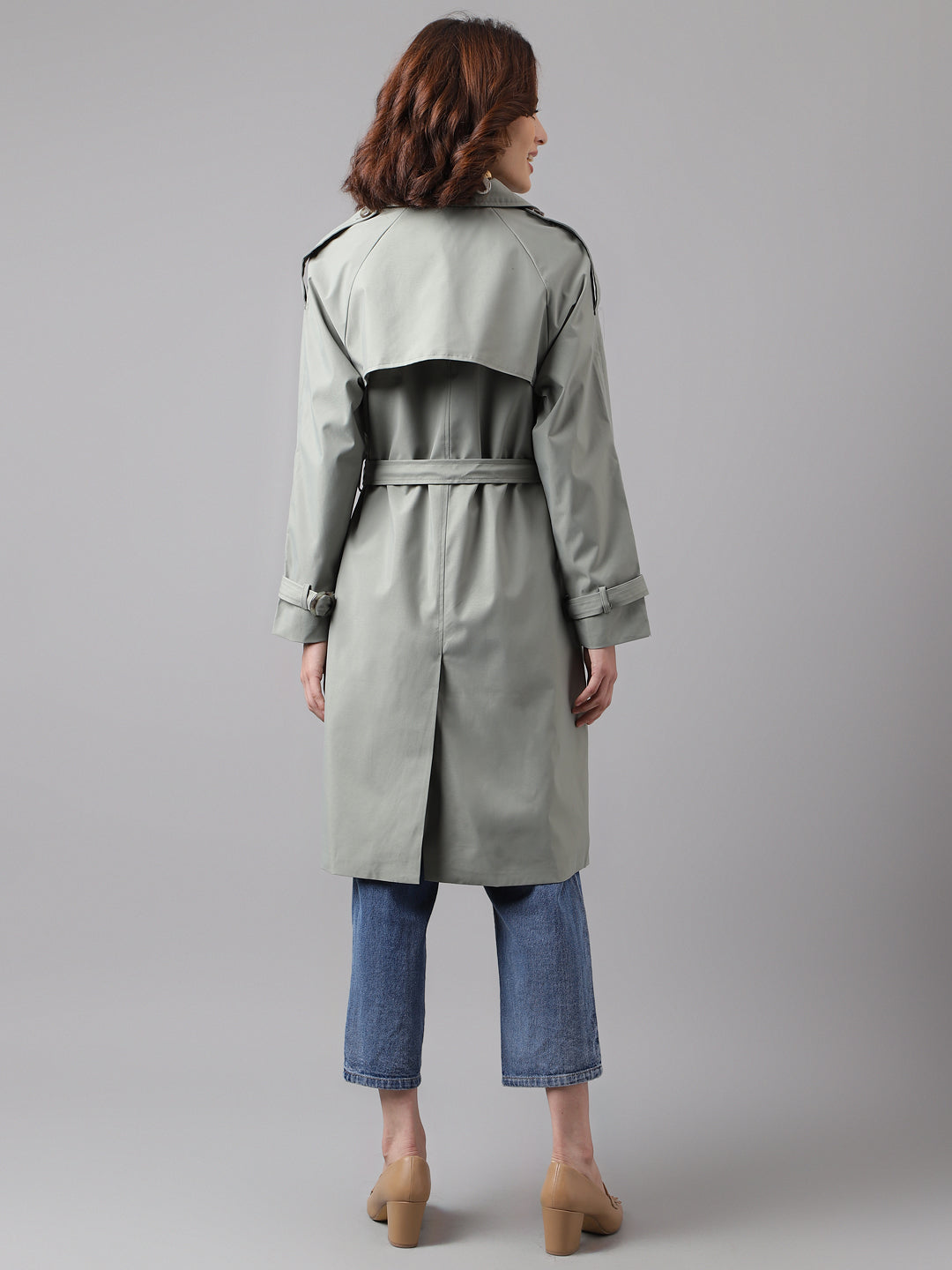 Green Full Sleeve Classic Fit 100% Polyester Jacket With Button
