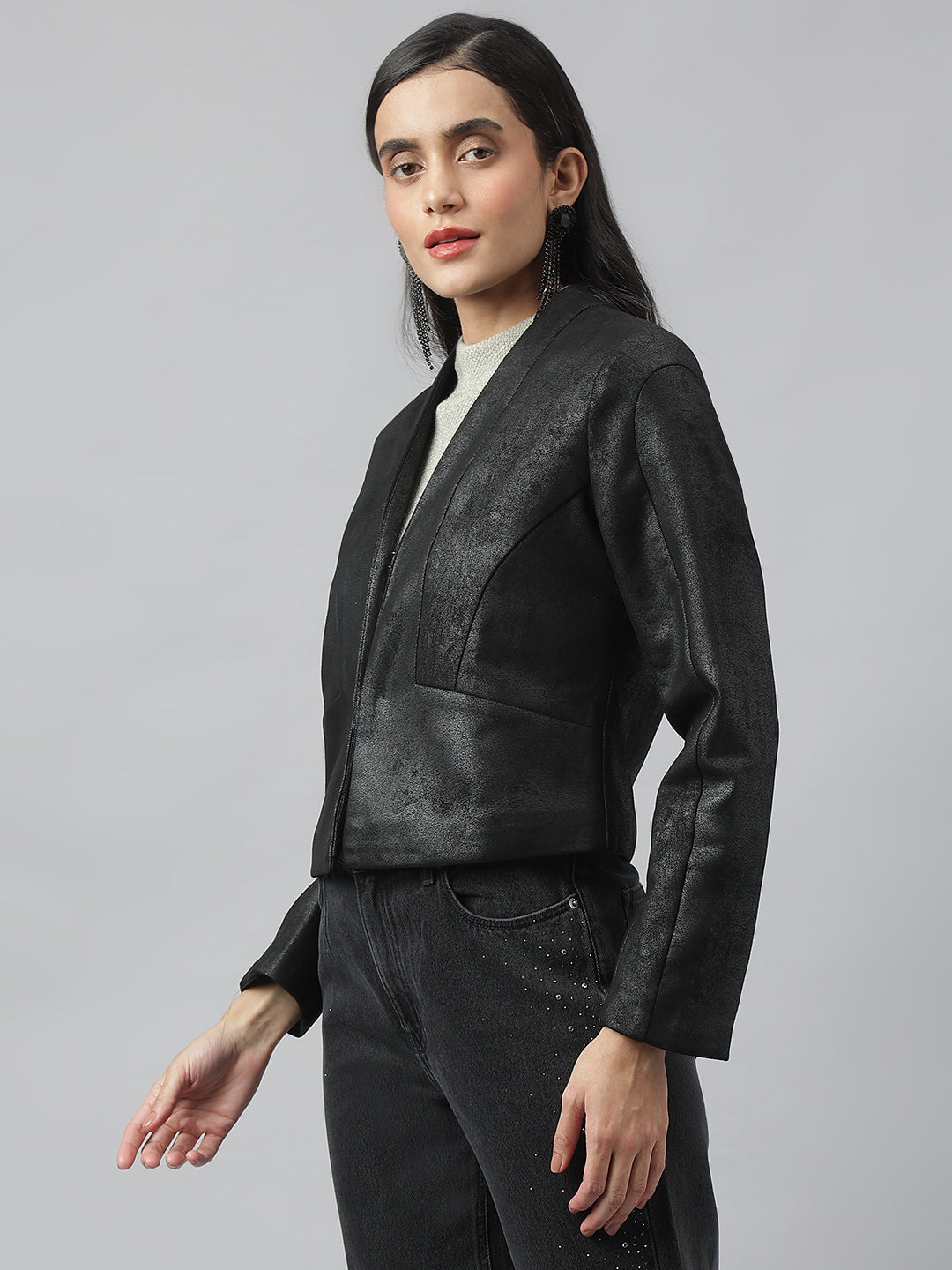 Black Full Sleeve V-Neck Solid Crop Jacket For Casual Wear