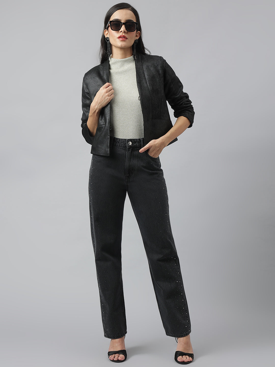Black Full Sleeve V-Neck Solid Crop Jacket For Casual Wear
