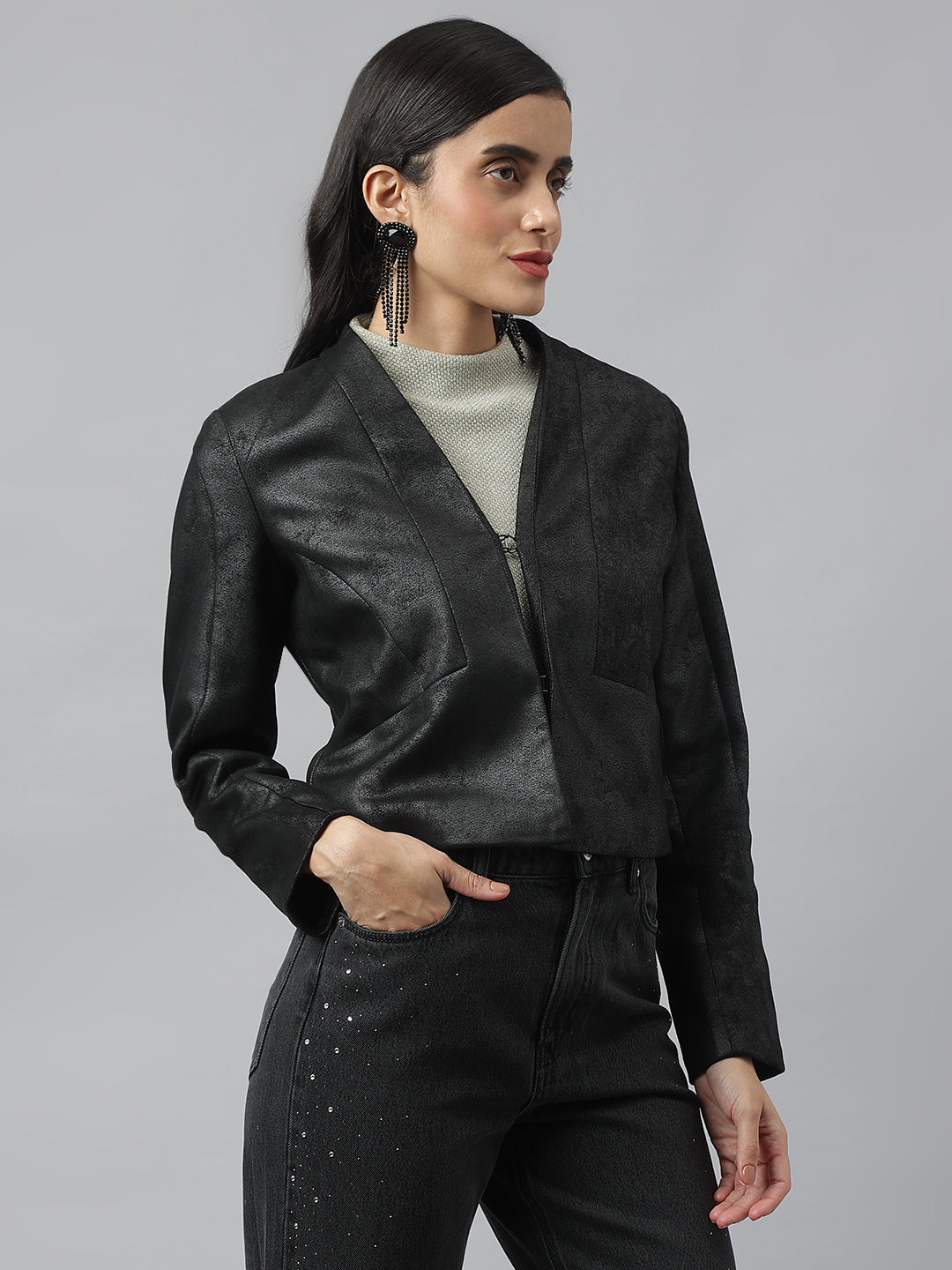 Black Full Sleeve V-Neck Solid Crop Jacket For Casual Wear