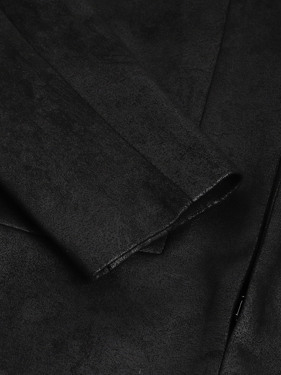 Black Full Sleeve V-Neck Solid Crop Jacket For Casual Wear