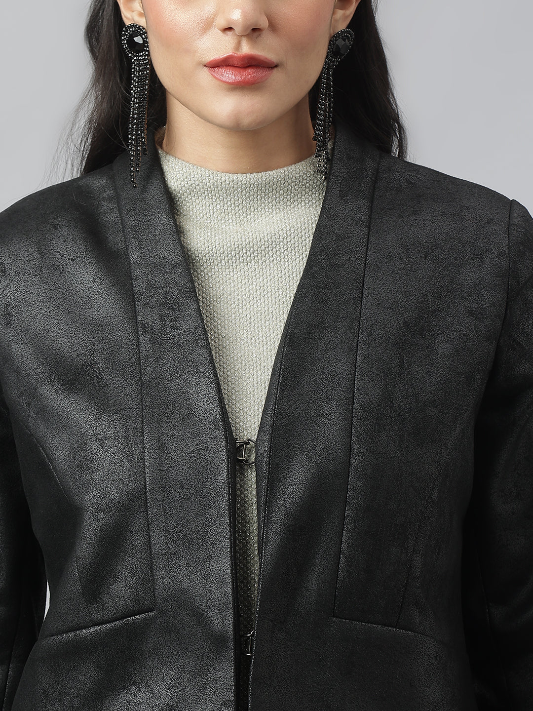 Black Full Sleeve V-Neck Solid Crop Jacket For Casual Wear