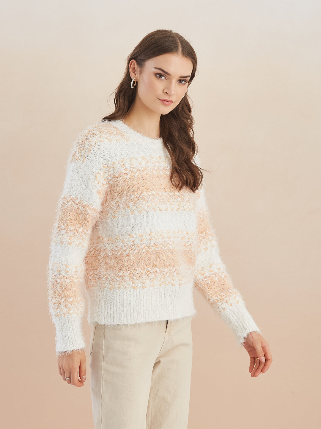 Latin Quarters Women's White Full Sleeves Round Neck Knitted Casual Regular Sweater