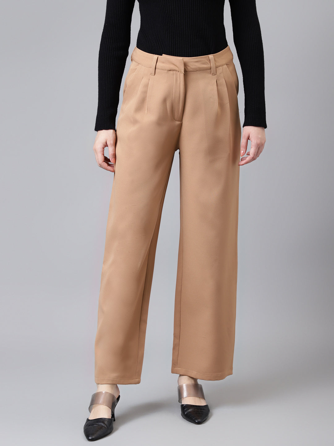 Women Beige Solid Straight Pant For Casual