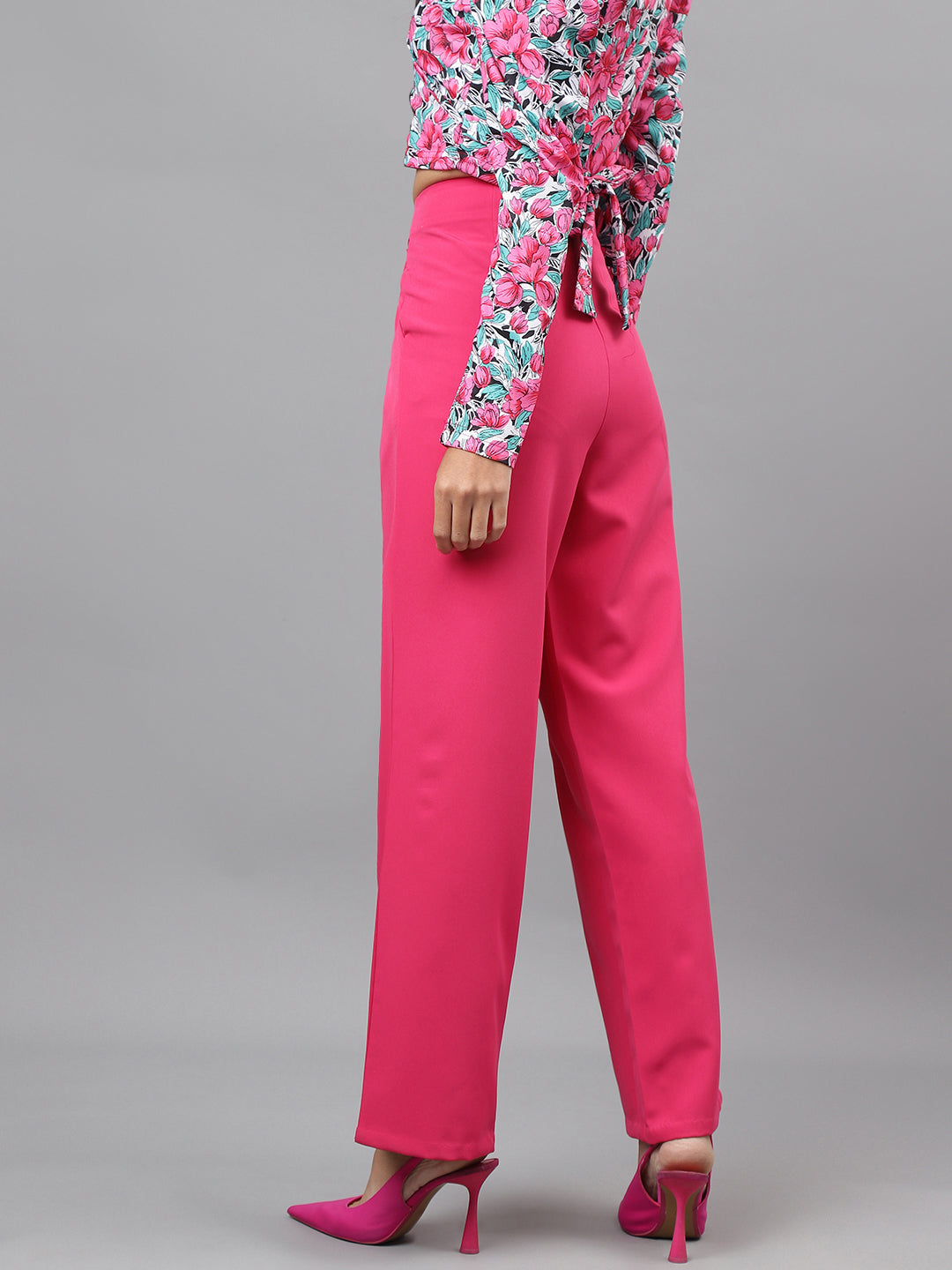 Women Pink Solid Straight Pant