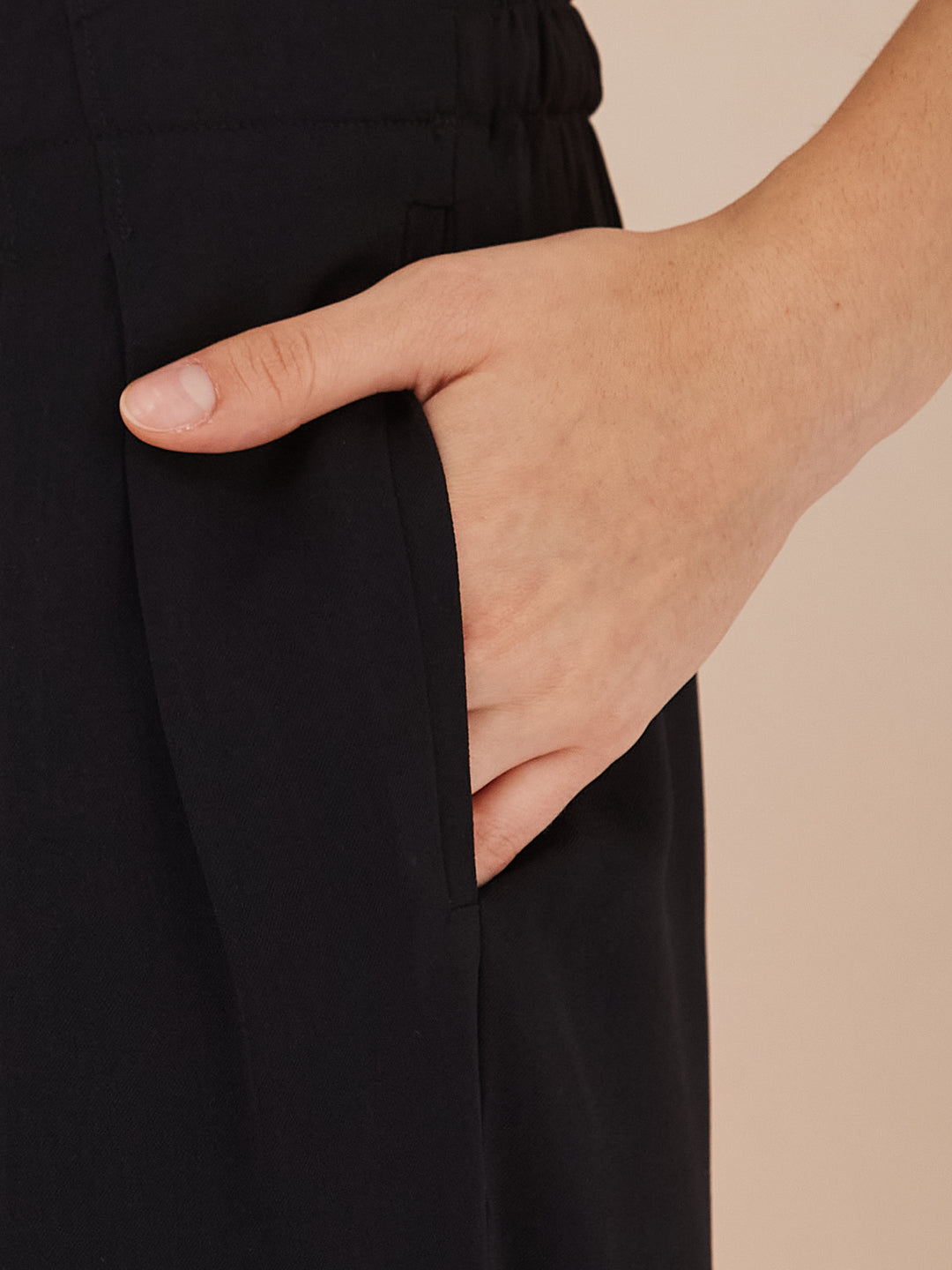 Latin Quarters Women Black Solid High-Rise Wide Leg Trousers for Formal Occasion