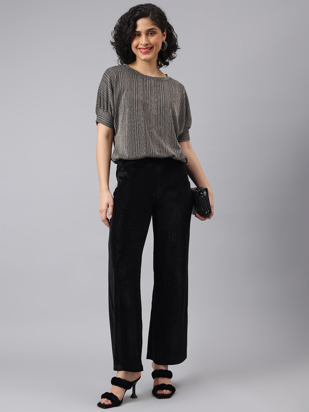 Essential Black Half Sleeve Round Neck Solid Casual Top For Everyday Wear
