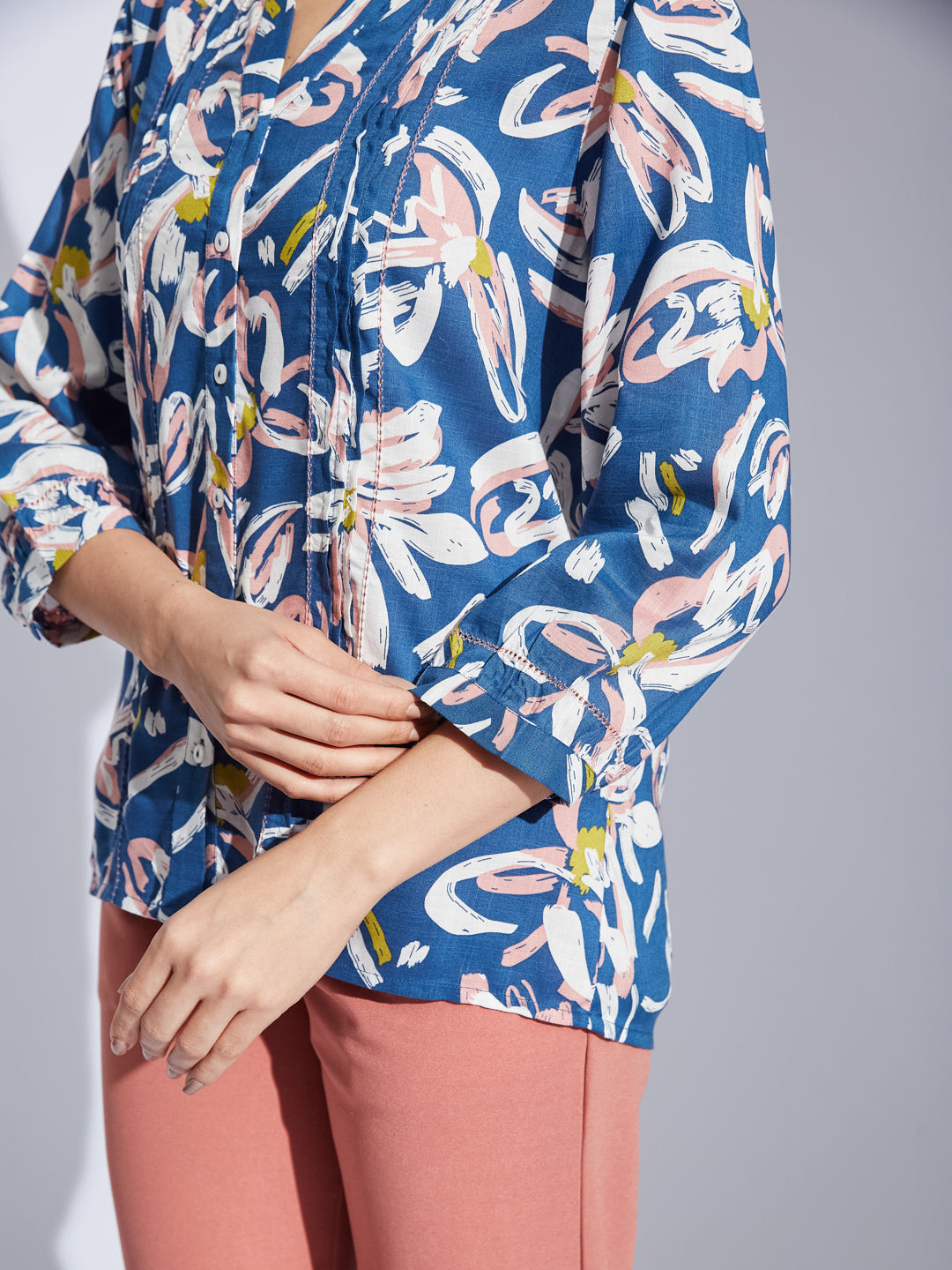 Latin Quarters Women Blue V-Neck 3/4th Sleeves Abstract Floral Print Tunic