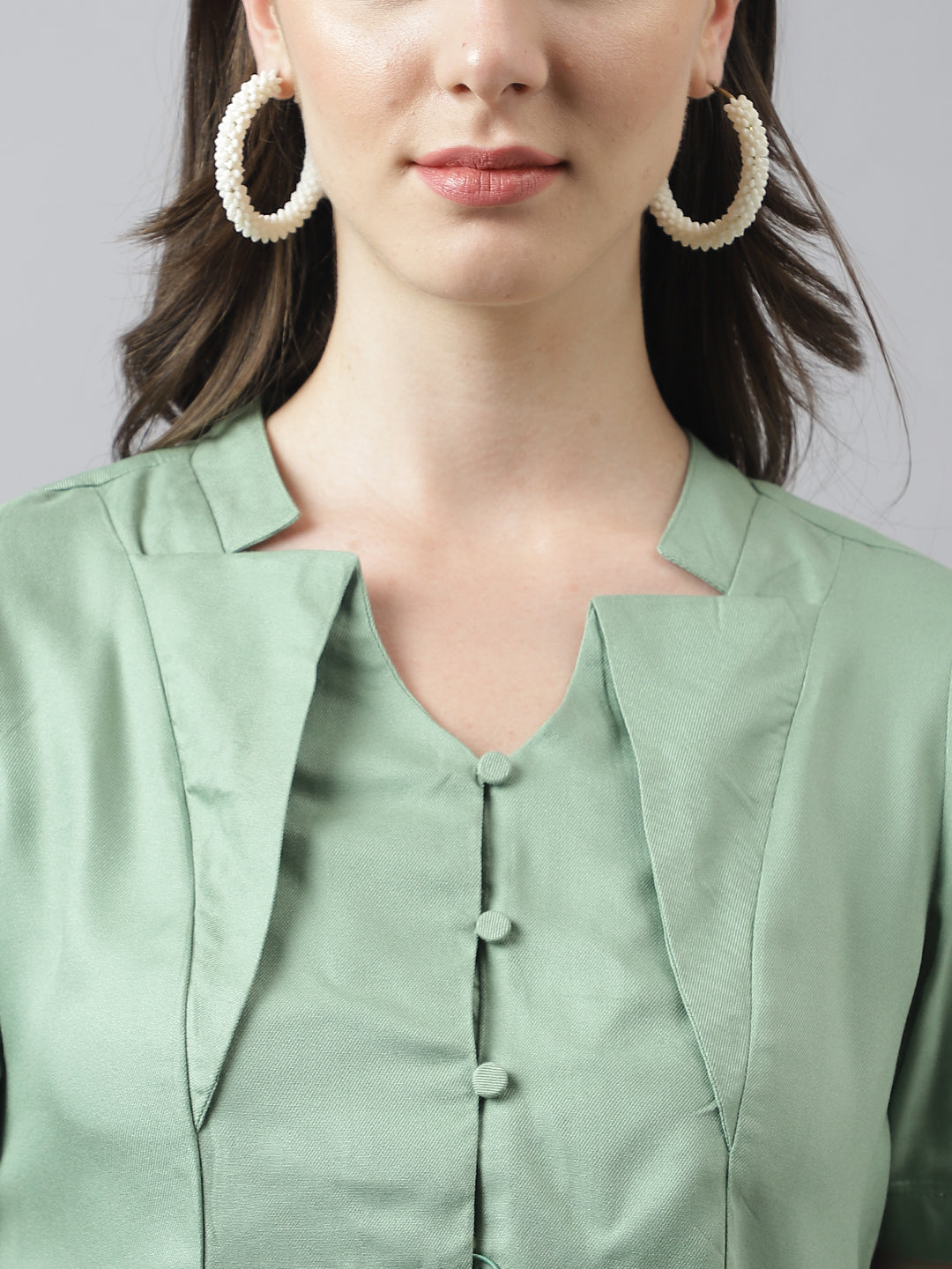 Green Shit Top With Front Buttons & Detailed Neckline