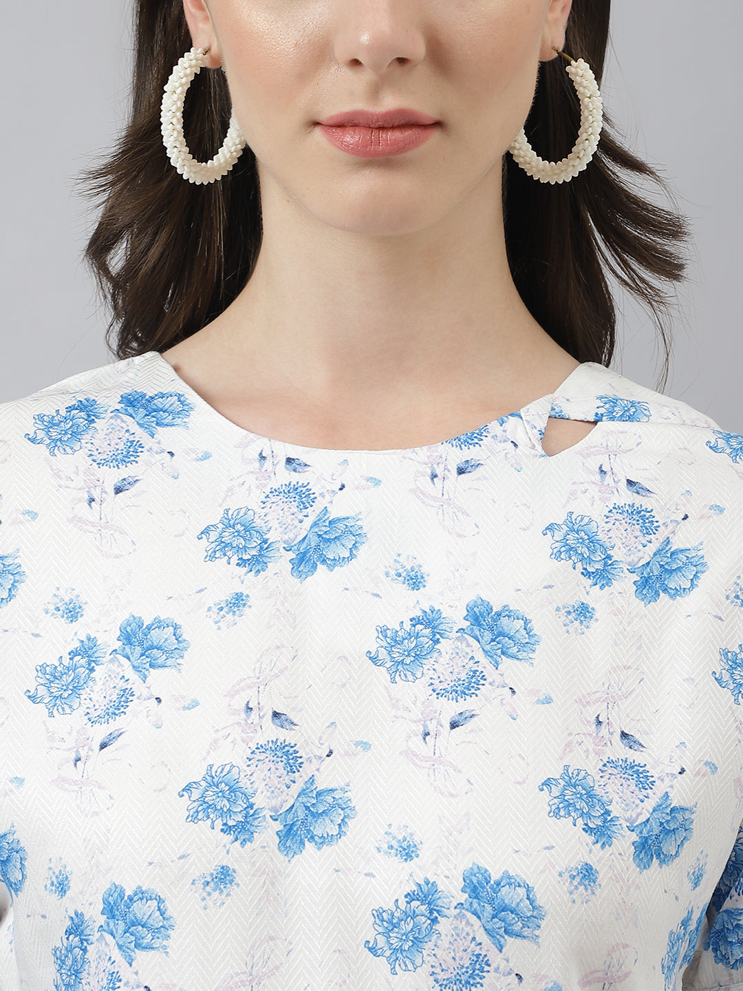 White Floral Print Top With Short Sleeves