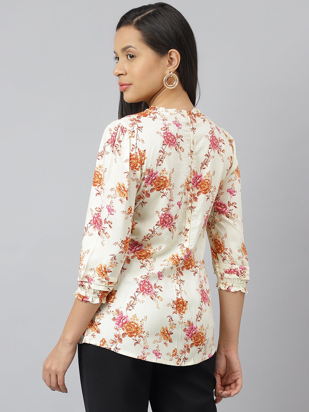 Multi Floral Printed Collared Neck With 3/4Th Sleeve Tunic