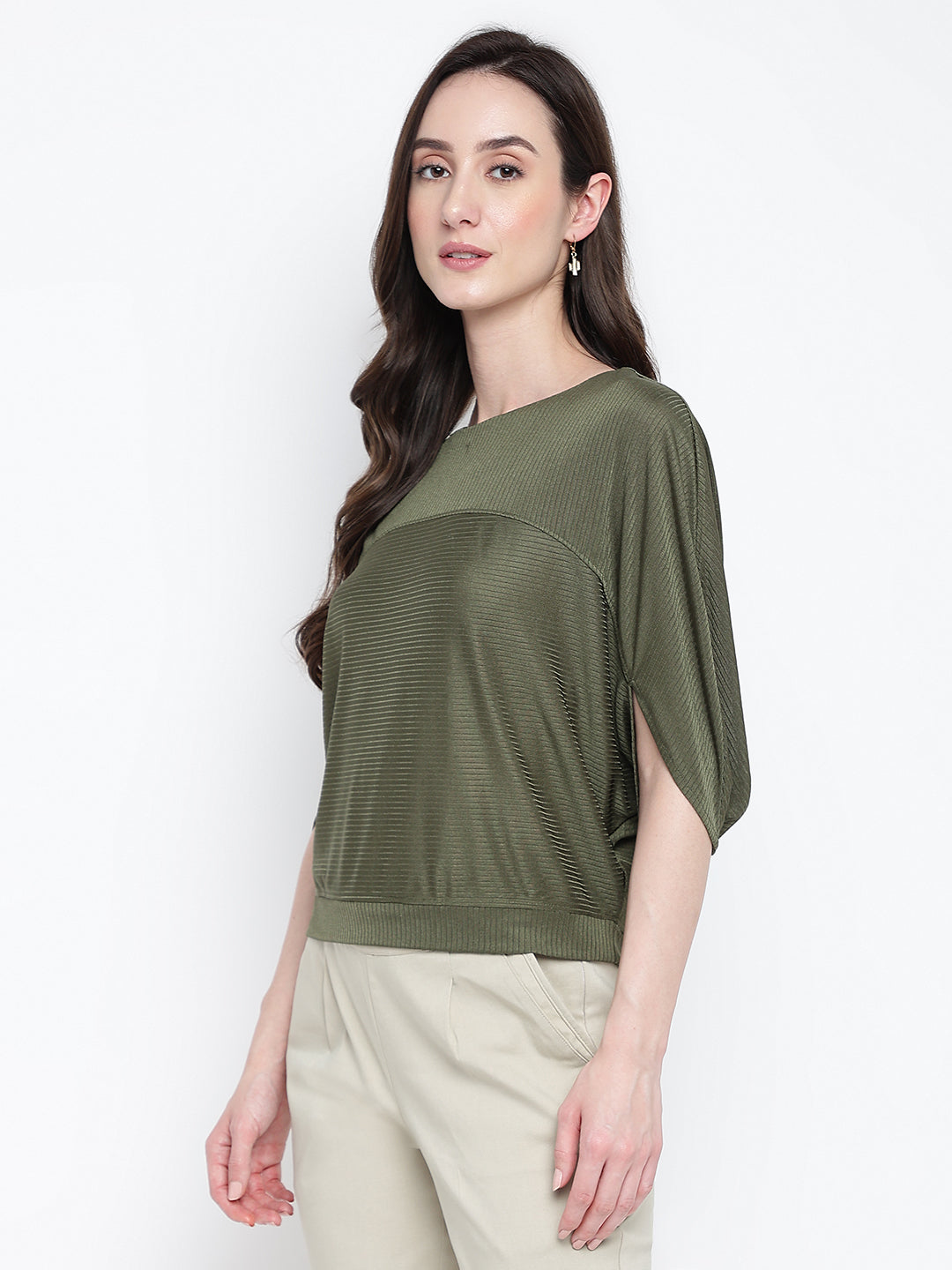 Greenolive 3/4 Sleeve Solid Top Knit Top