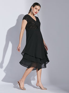 Latin Quarter Women Black V-Neck Half Sleeve Solid Fit And Flare Dress