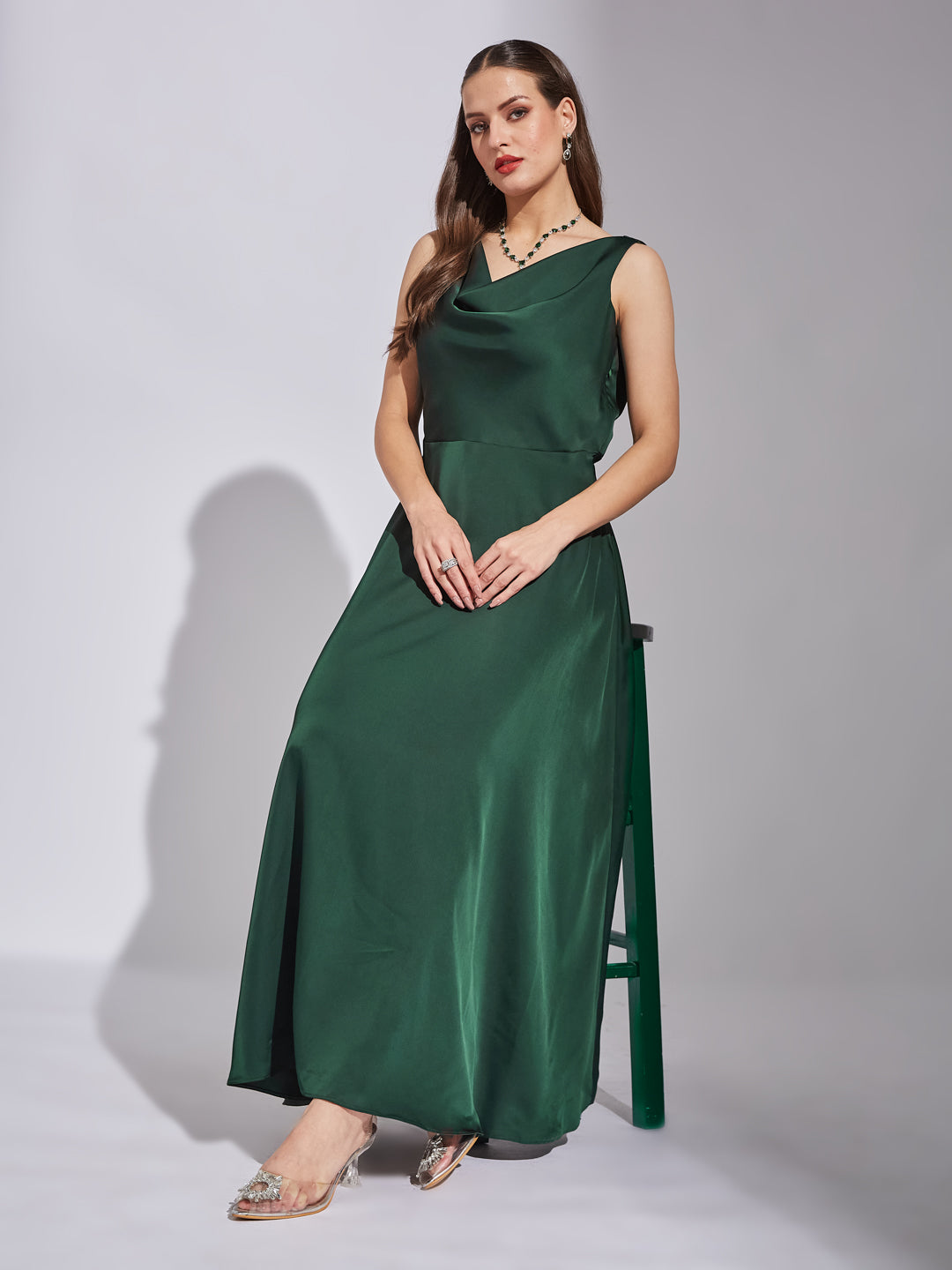 Latin Quarters Women Green V-Neck Sleeveless Solid Dress