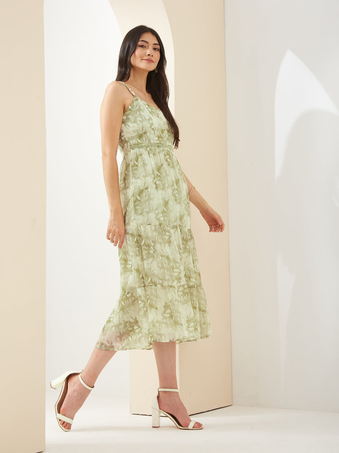 Latin Quarters Women Green Sweetheart Neck Sleeveless A-Line Printed Casual Dress
