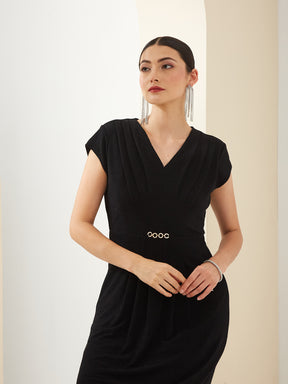 Latin Quarters Women's Black Cap Sleeve Shimmer V-Neck Party Dress