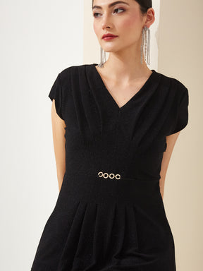 Latin Quarters Women's Black Cap Sleeve Shimmer V-Neck Party Dress