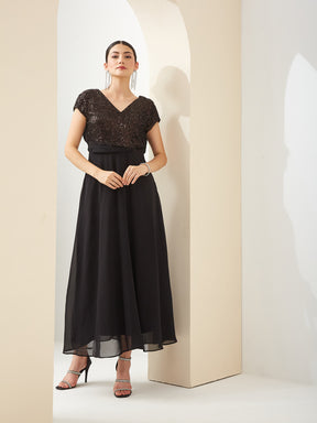 Latin Quarters Women Black V- Neck Short Sleeves A-Line Sequined Party Dress