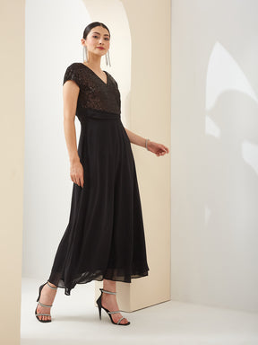 Latin Quarters Women Black V- Neck Short Sleeves A-Line Sequined Party Dress