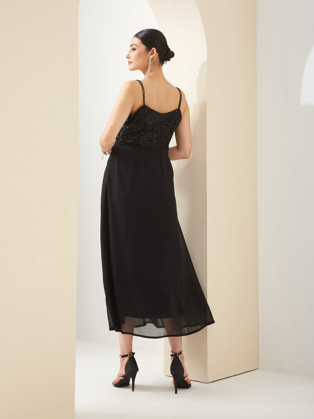 Latin Quarters Women Black V- Neck Straps A-Line Sequined Party Dress