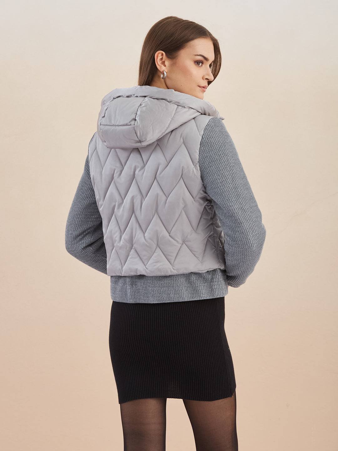 Latin Quarters Women Grey Quilted Hooded Full Sleeve Casual Puffer Jacket
