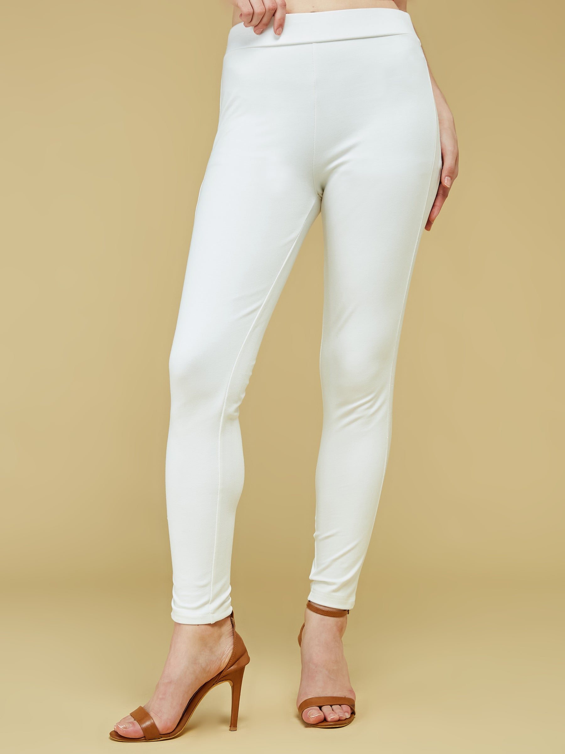 Ivory Solid With Tape Legging
