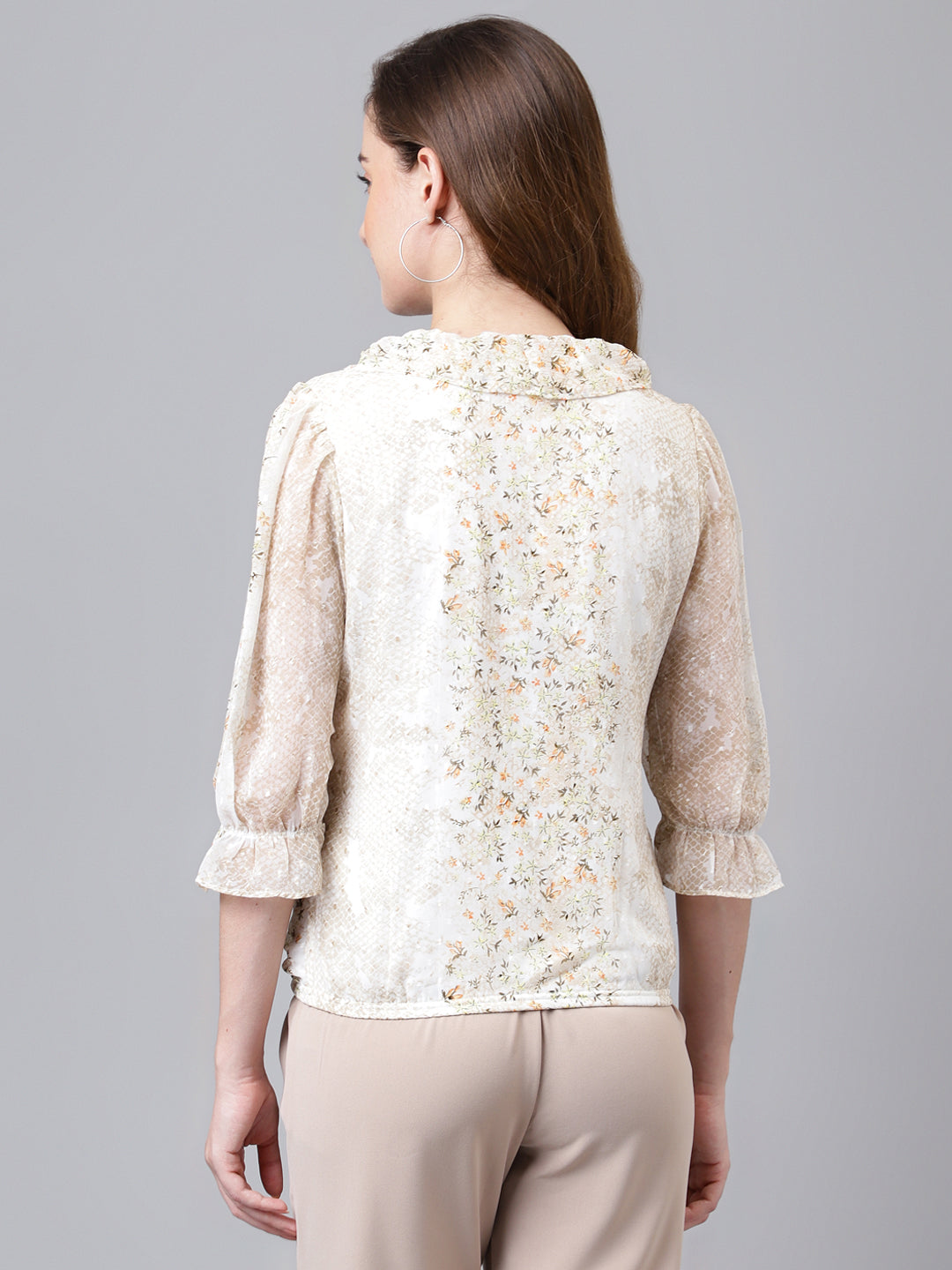 Latin Quarters Women's Beige 3/4Th Sleeve Printed V-Neck Casual Top