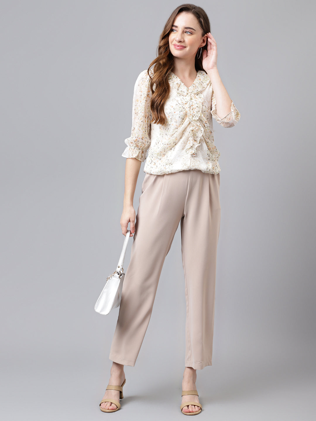 Latin Quarters Women's Beige 3/4Th Sleeve Printed V-Neck Casual Top