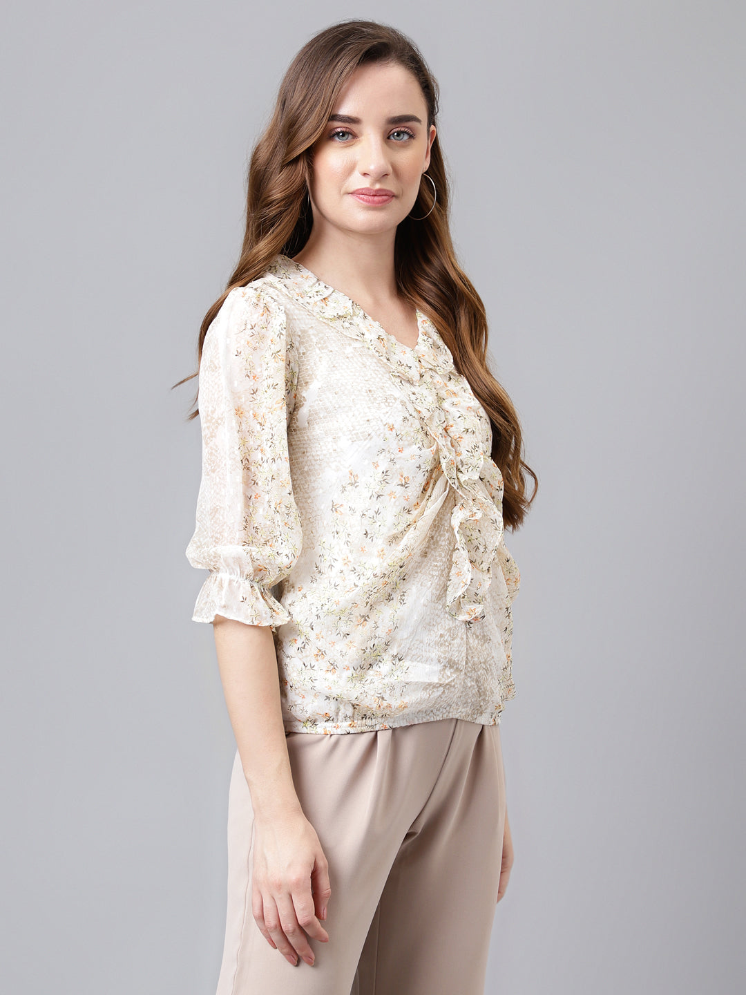 Latin Quarters Women's Beige 3/4Th Sleeve Printed V-Neck Casual Top