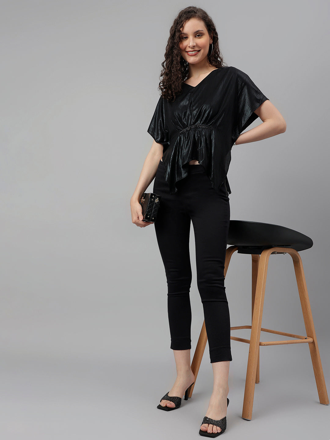 Black Solid Short Sleeve Casual Top