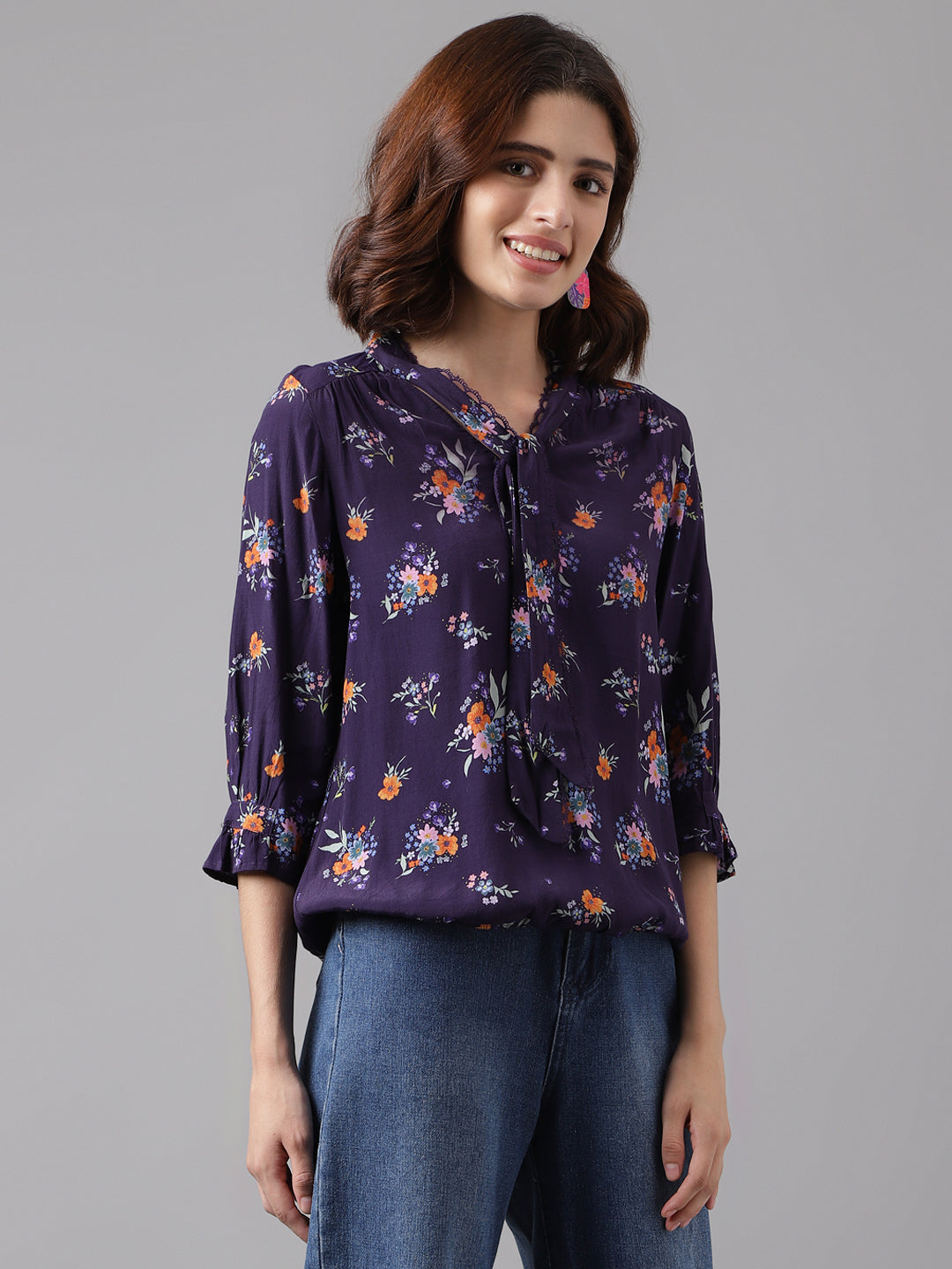 Latin Quarters Women's Purple 3/4Th Sleeve Printed V-Neck Casual Top