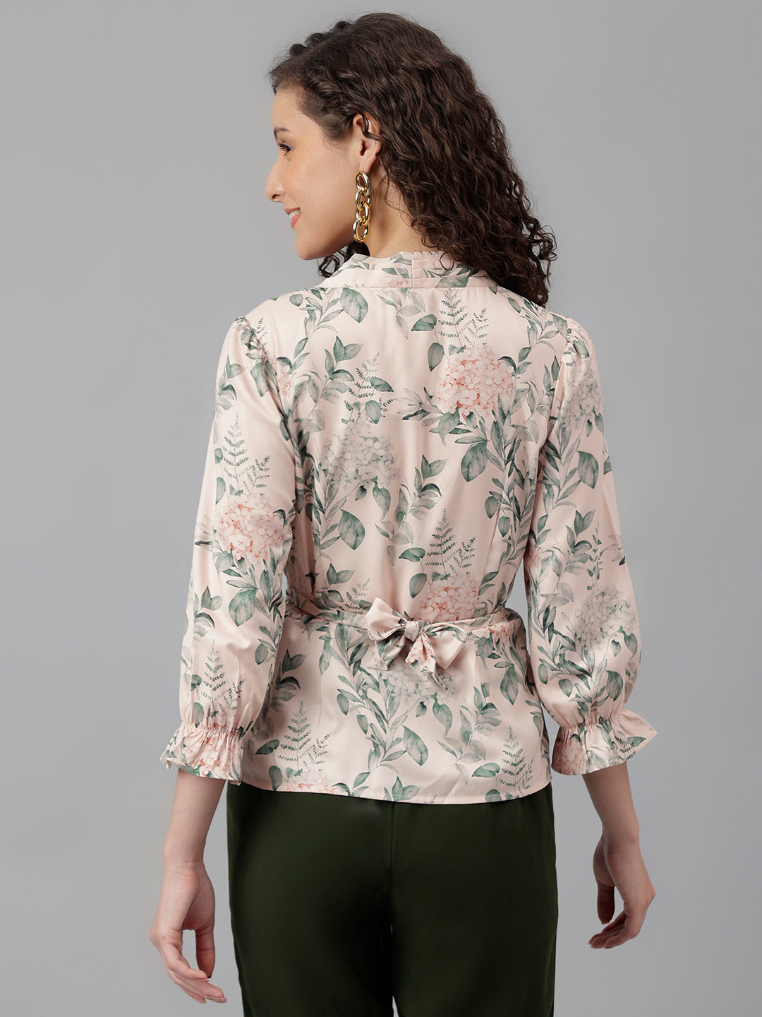 Latin Quarters Women's Beige 3/4Th Sleeve Printed V-Neck Casual Top