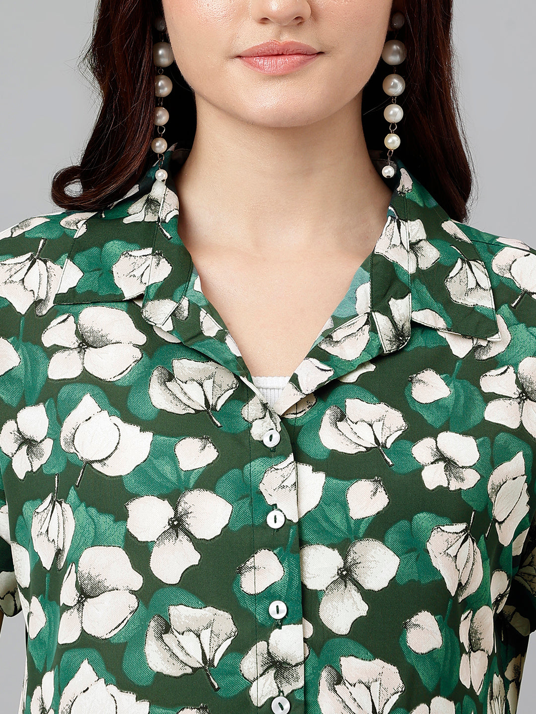 Green Cap Sleeve Classic Fit 100% Polyester Blouse