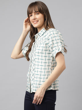 Green Half Sleeve Spread Collar Check Shirt For Casual Wear