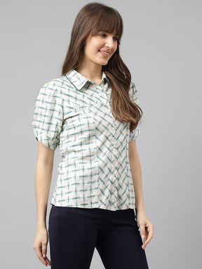 Green Half Sleeve Spread Collar Check Shirt For Casual Wear