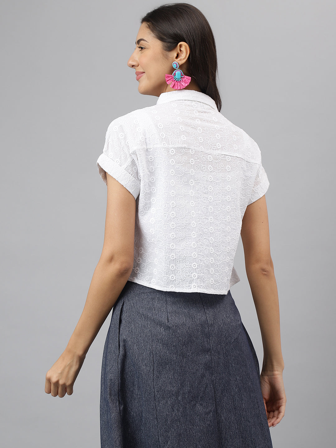 Latin Quarters Women'S White Embroidery Collared Cap Sleeve Casual Shirt
