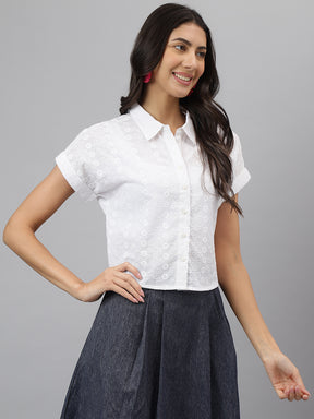Latin Quarters Women'S White Embroidery Collared Cap Sleeve Casual Shirt