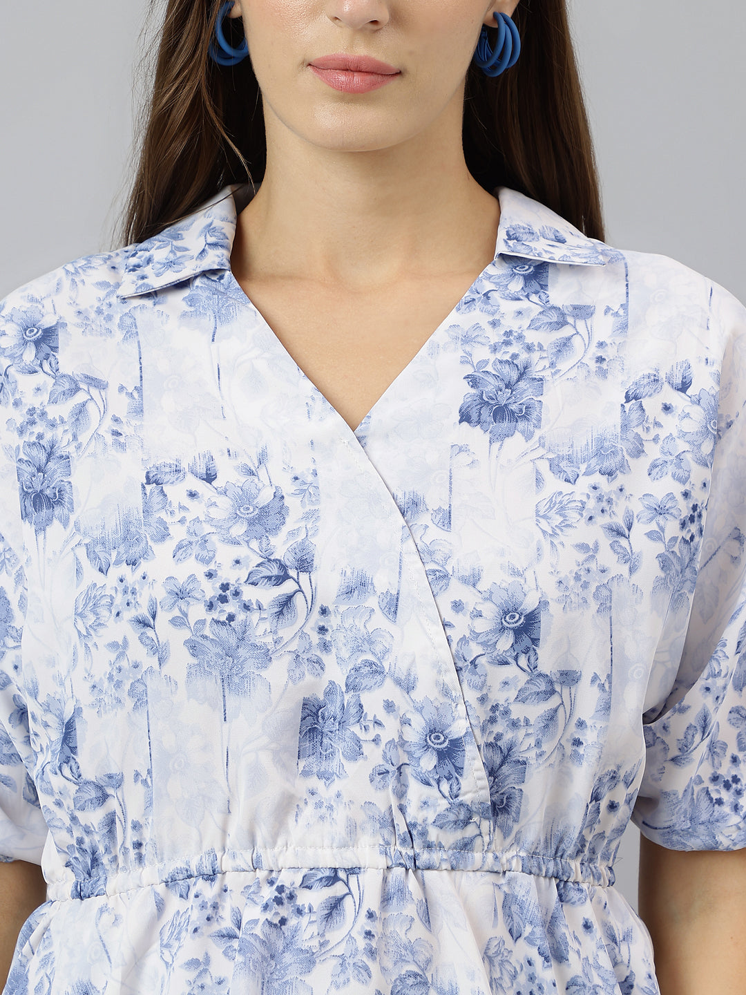 Blue V Neck Short Sleeves Printed Top For Casual Wear