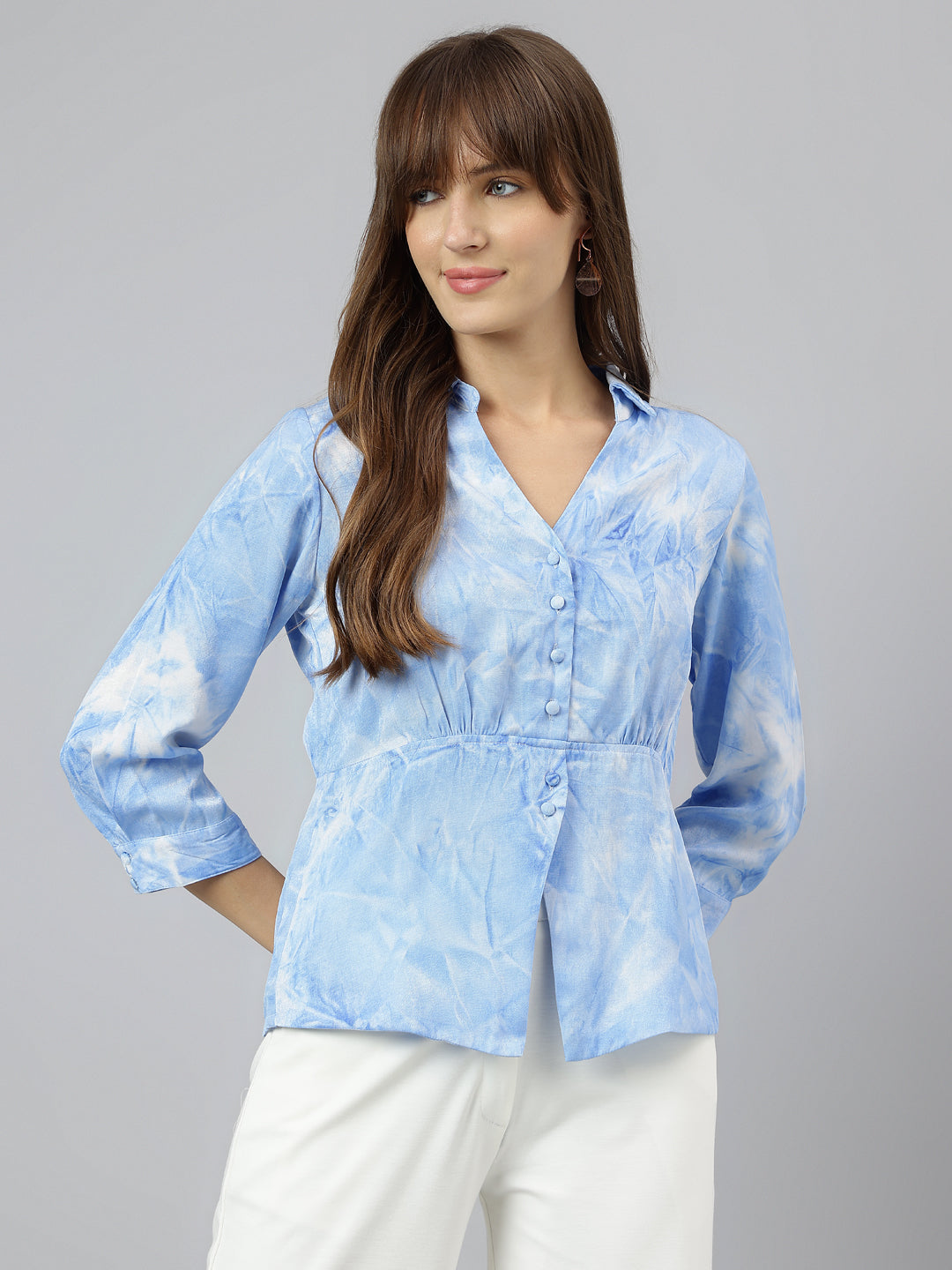 Blue Spread Collar Three Quarter Sleeves Dyed Shirt For Casual Wear