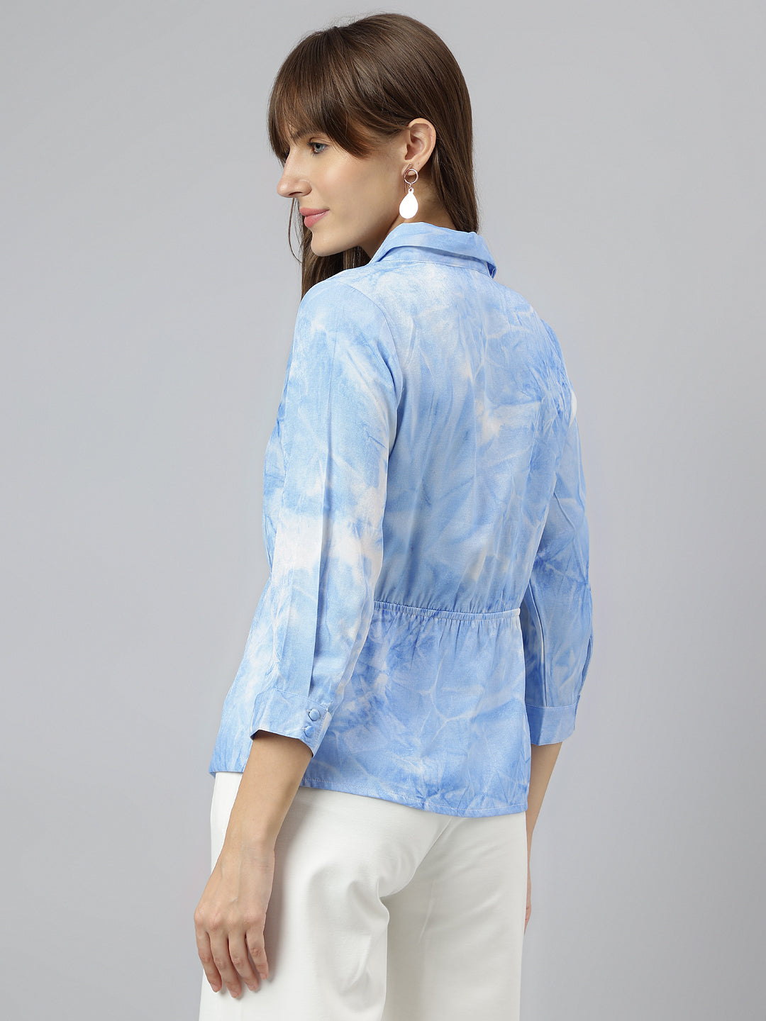 Blue Spread Collar Three Quarter Sleeves Dyed Shirt For Casual Wear