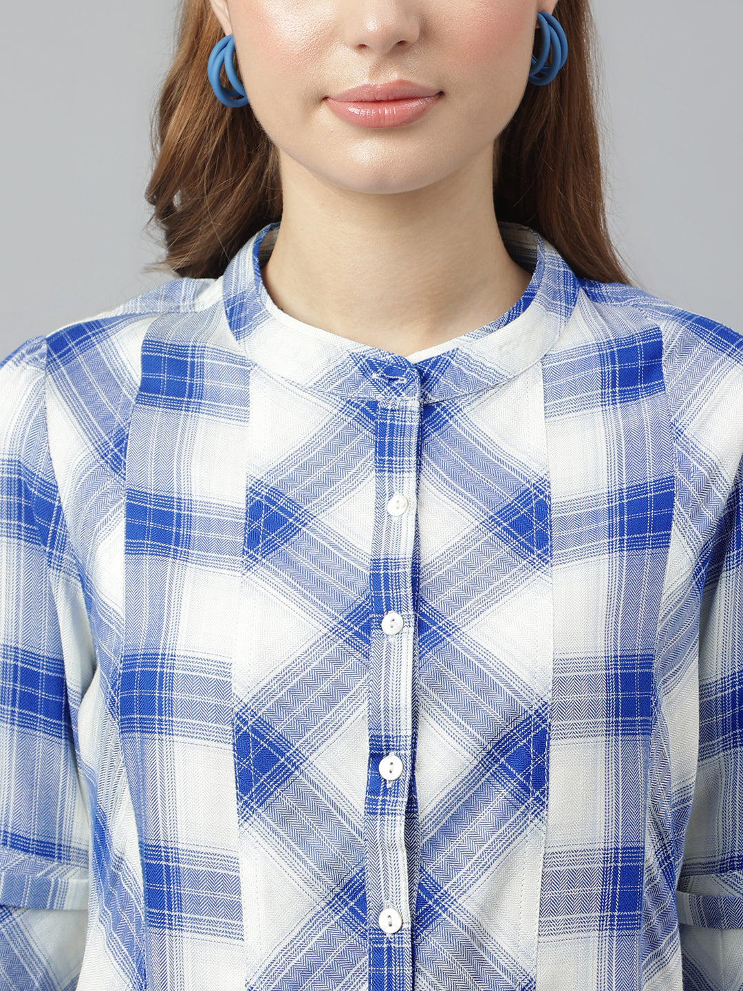 Blue Round Neck Short Sleeves Checkered Top For Casual Wear