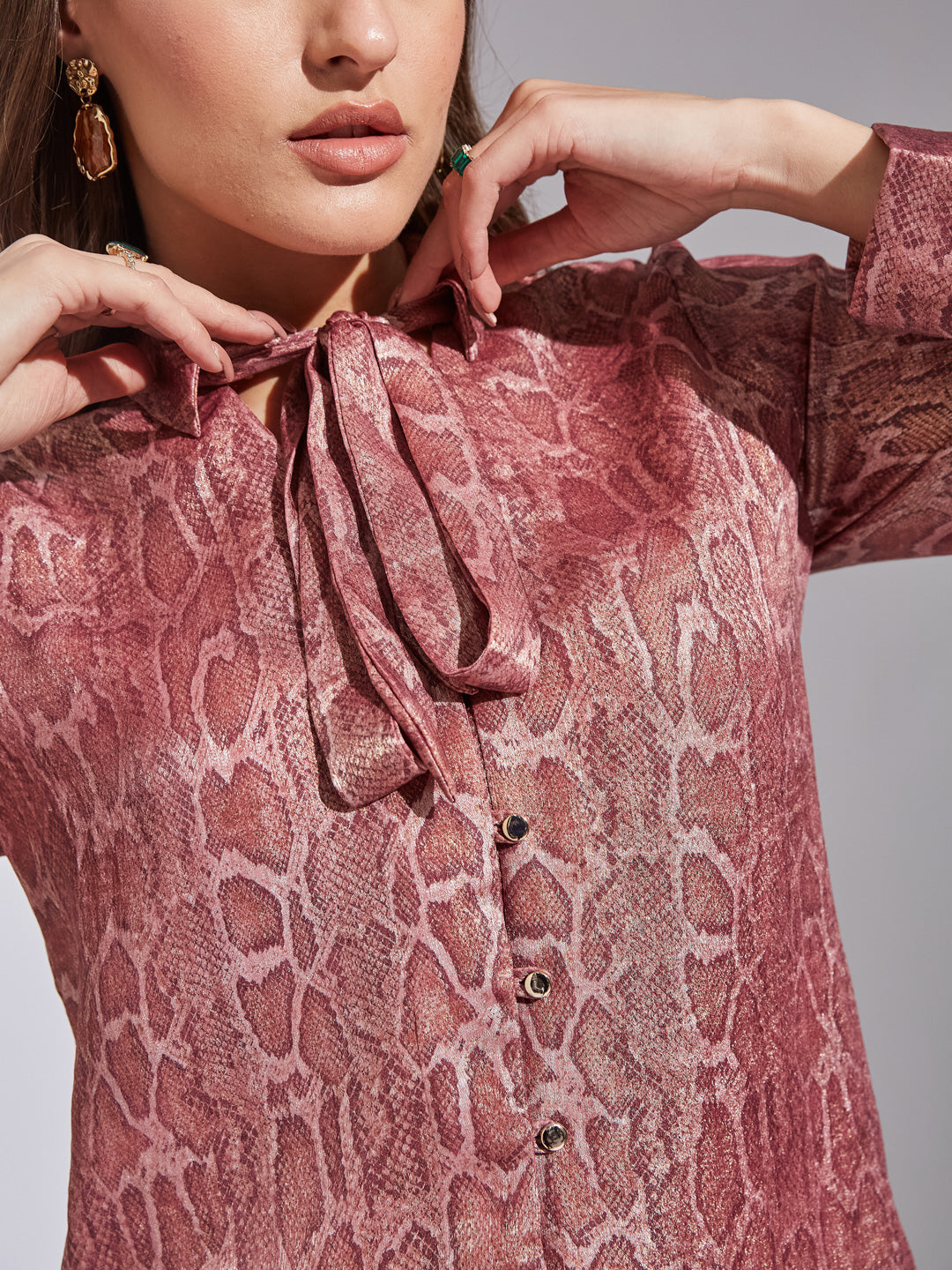 Latin Quarters Women Pink Collar Neck Full Sleeve Printed Top