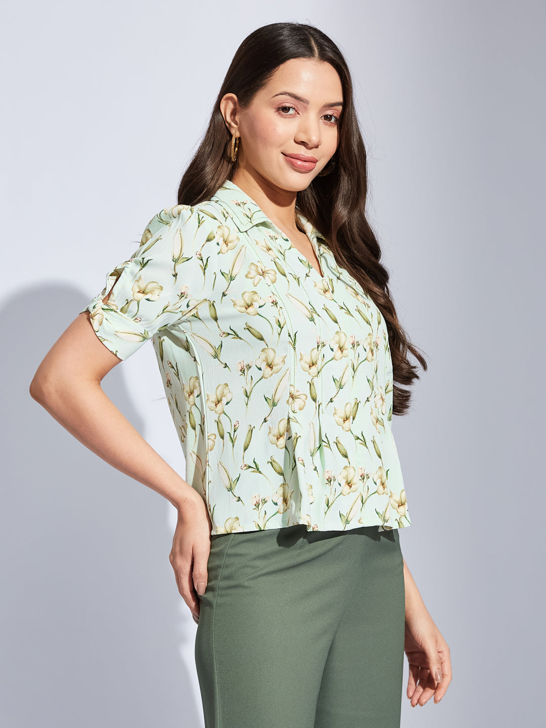 Latin Quarters Women Green Printed Collared Half Sleeves Casual Crop Top